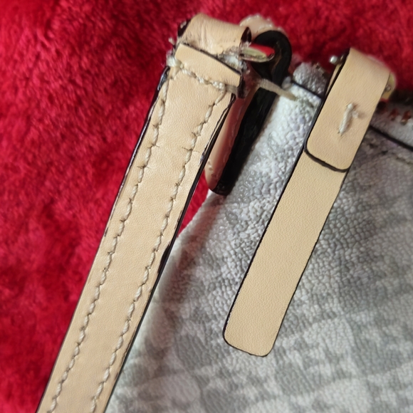 Kate Spade Gray and Cream Crossbody Bag - Picture 12 of 12
